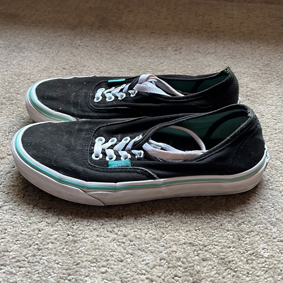 Vintage VANS | Size 7.5 - Picture 2 of 4